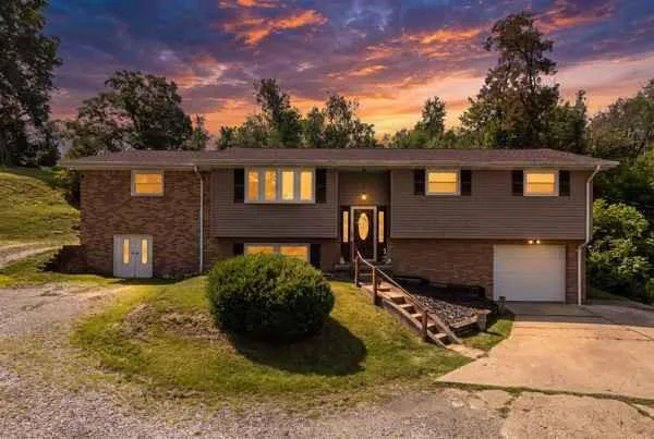 $325,000 | 25 Liberty Avenue, Burgettstown, PA 15021