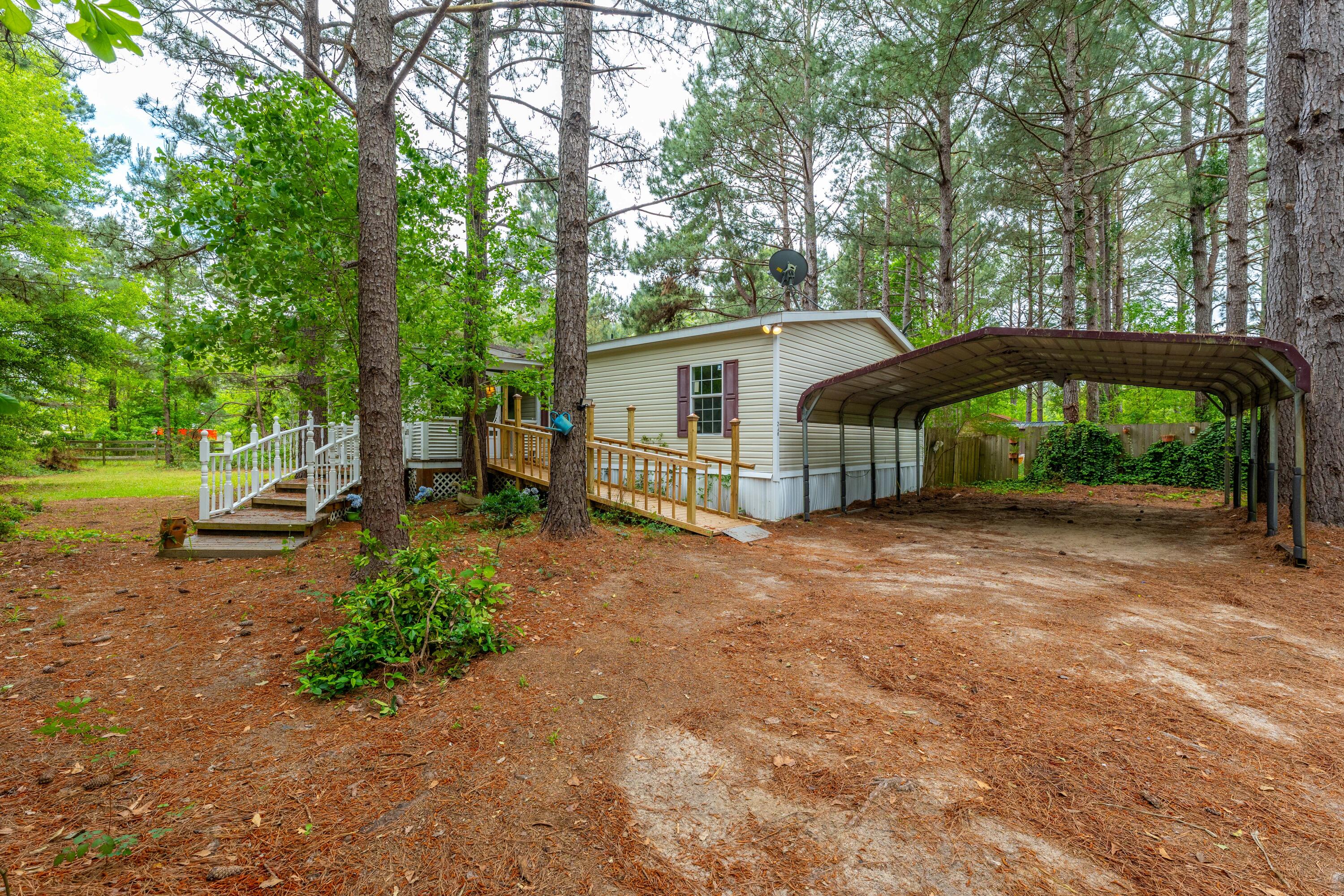 208 Rodeo Drive Eutawville, SC 29048 - Photo 33 of 44 P1032224