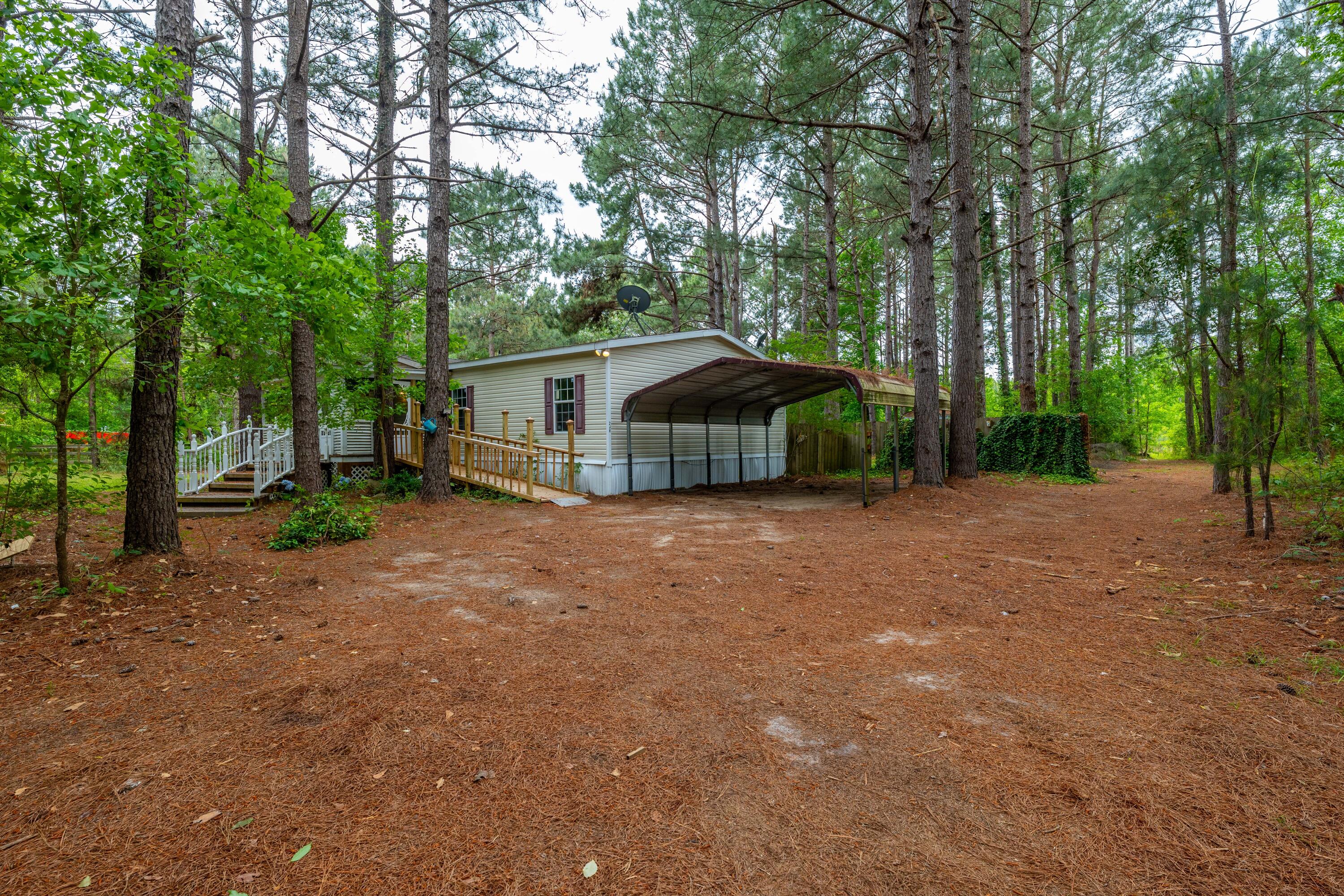 208 Rodeo Drive Eutawville, SC 29048 - Photo 41 of 44 P1032233