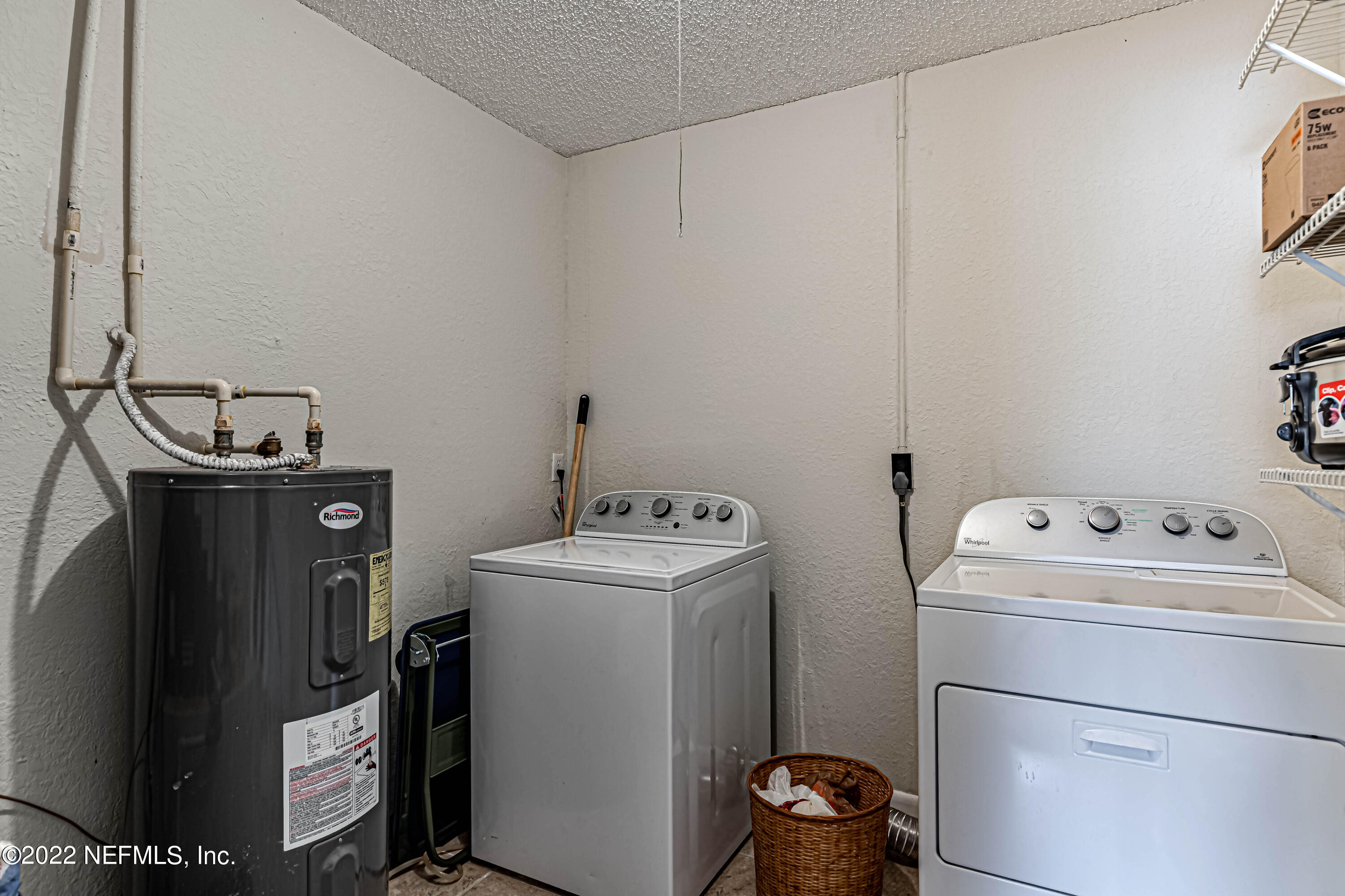 4344 Bedivere Road Jacksonville, FL 32208 - Photo 26 of 30 Laundry