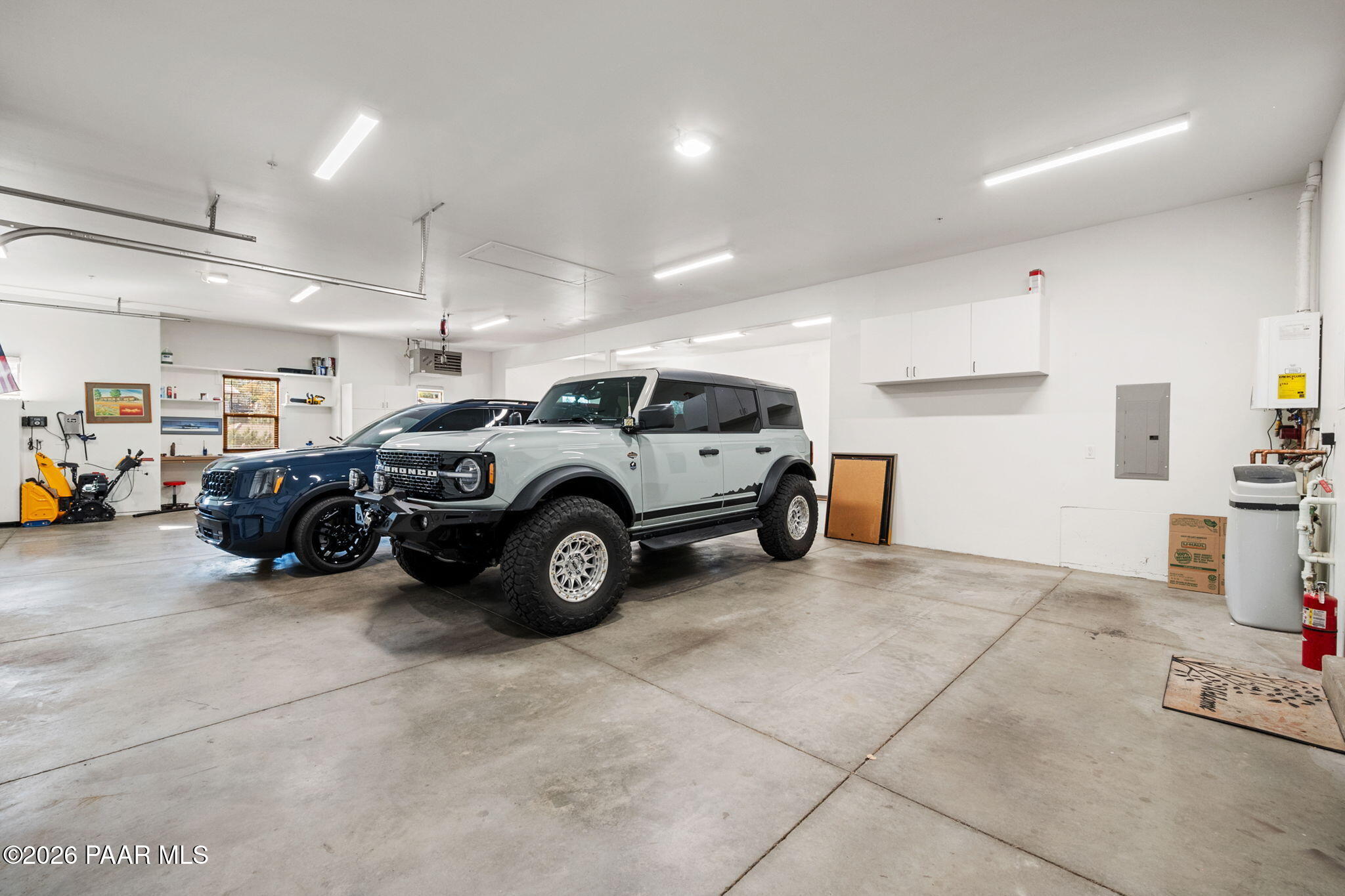2140 Forest Mountain Road Prescott, AZ 86303 - Photo 40 of 56 a car parked in a parking
