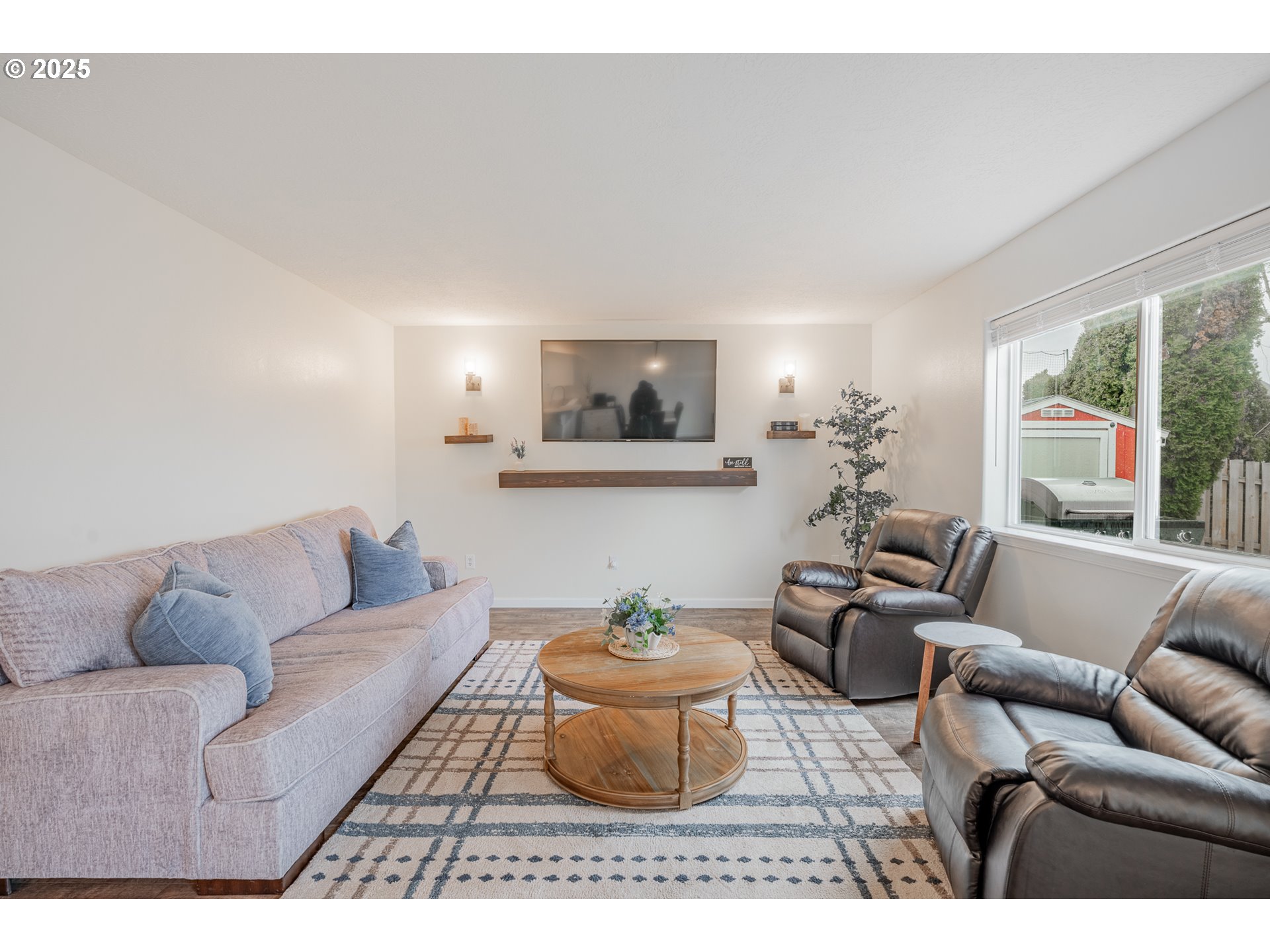 19171 Averill Parkway Sandy, OR 97055 - Photo 5 of 47