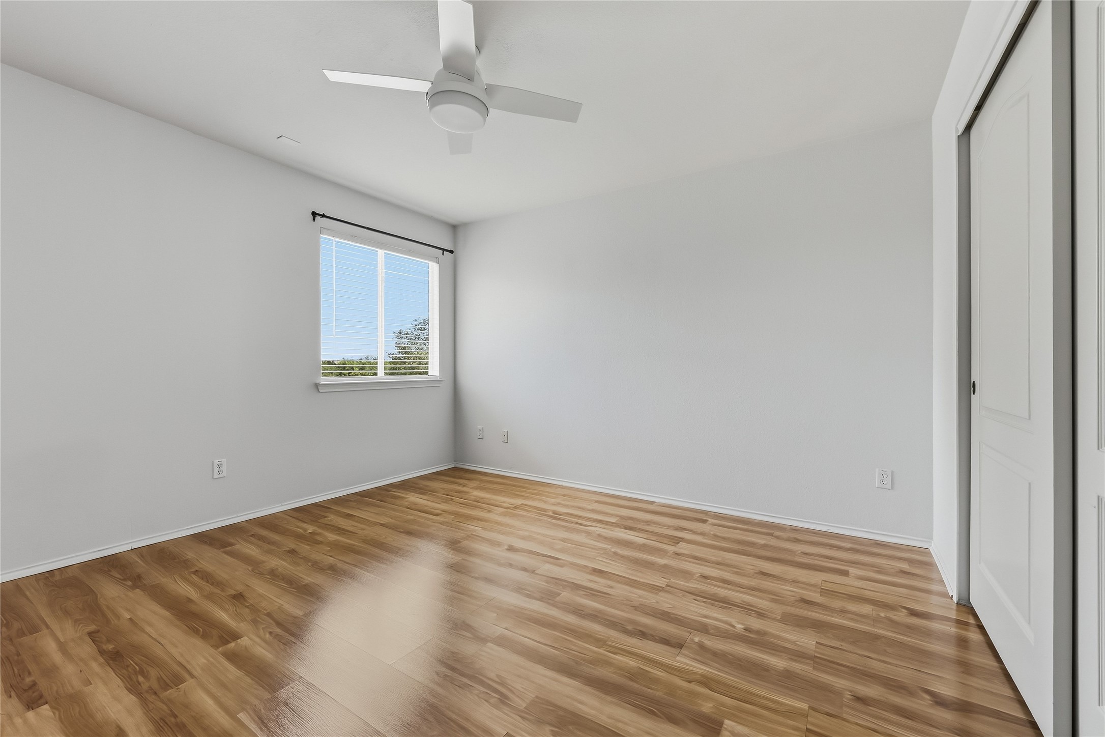 4400 Chickasaw Court Austin, TX 78749 - Photo 26 of 36 3rd bedroom
