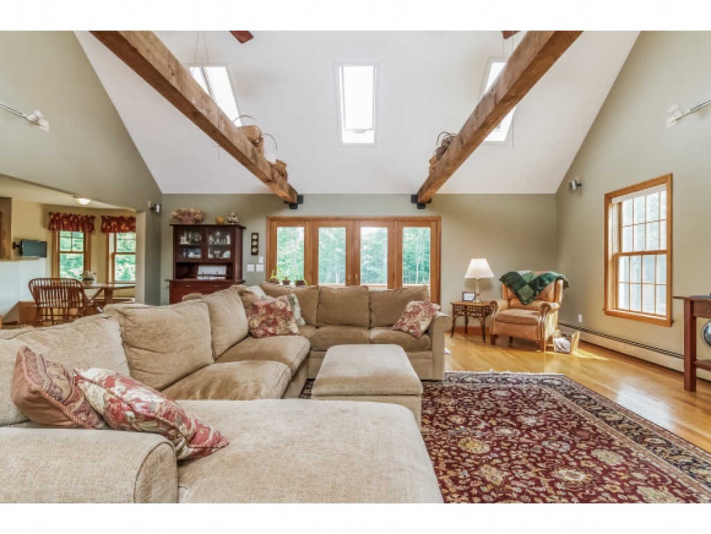 296 Bedford Road New Boston, NH 03070 - Photo 3 of 36