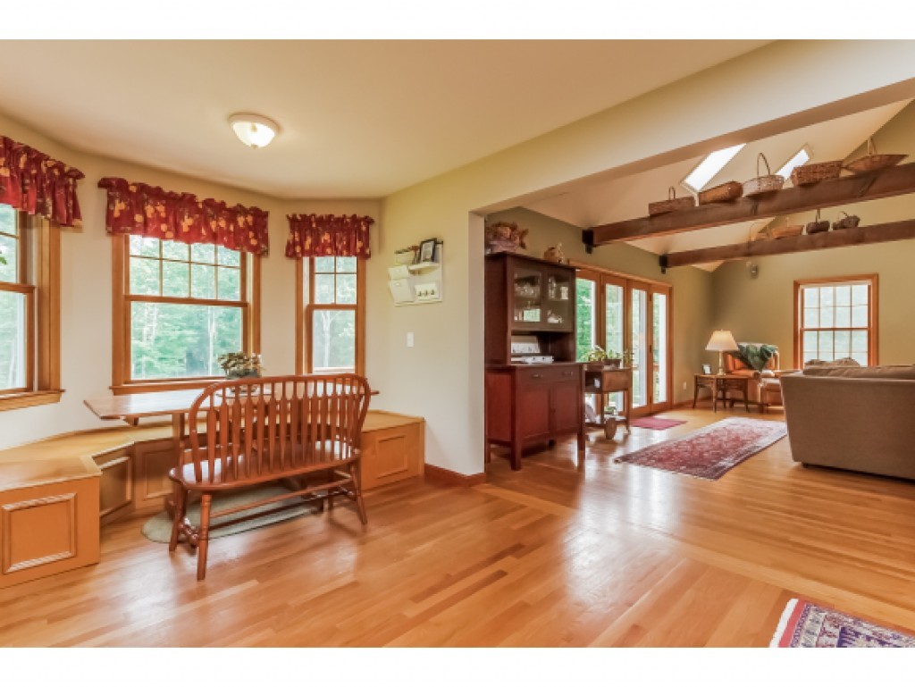 296 Bedford Road New Boston, NH 03070 - Photo 10 of 36