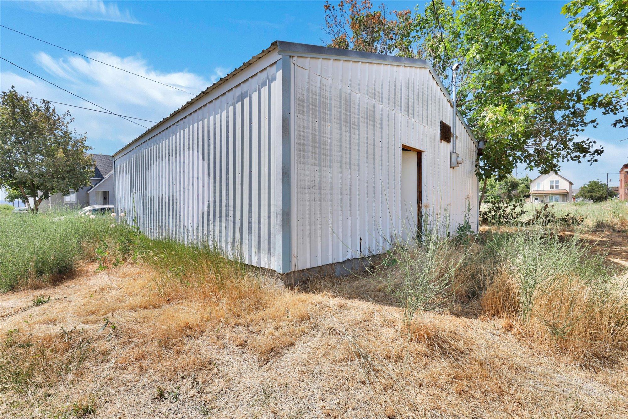 1085 West Sinto Avenue Spokane, WA 99201 - Photo 9 of 15