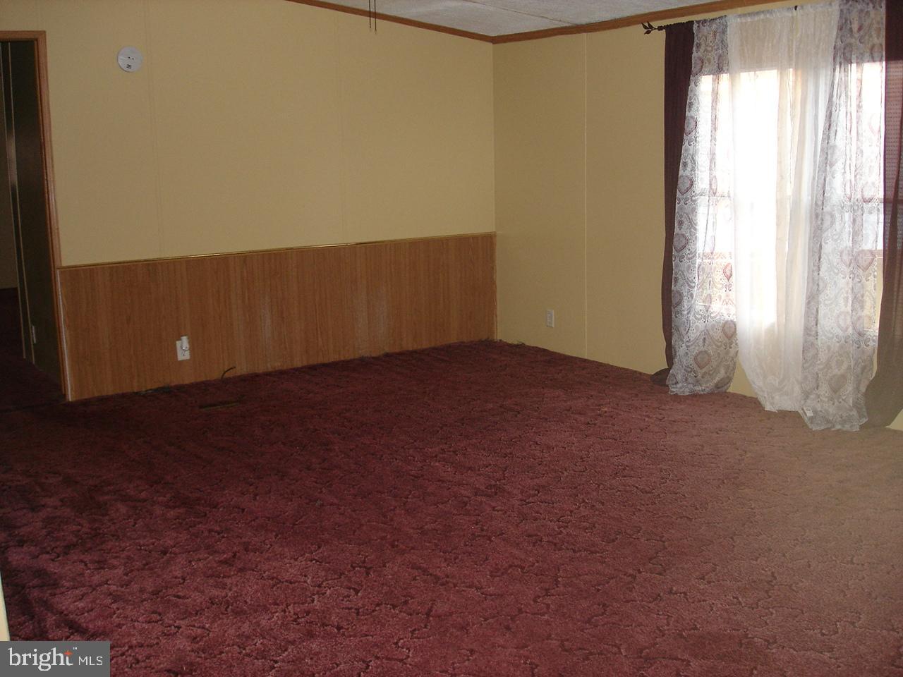 4820 Old Harrisburg Road, Unit L164 Gettysburg, PA 17325 - Photo 7 of 24 Living Room