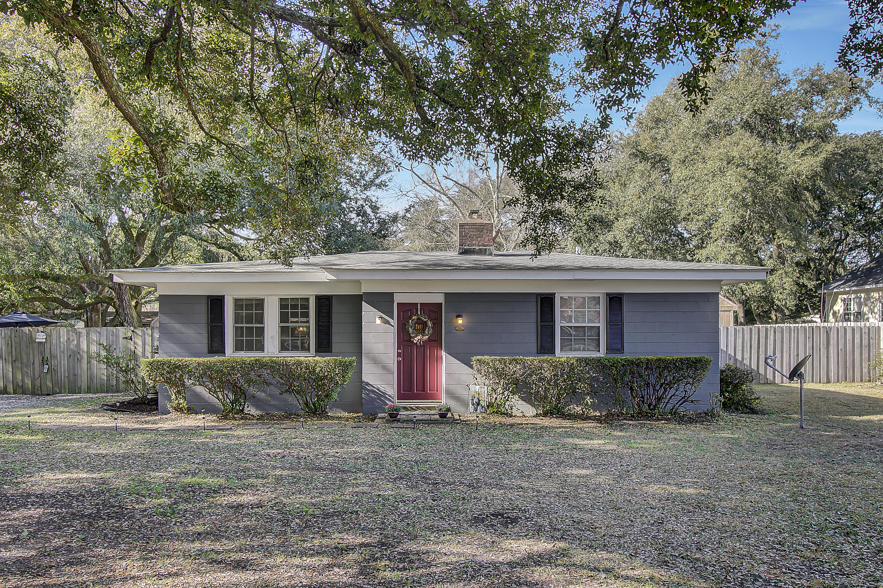 6247 Bevington Road Hollywood, SC 29449 - Photo 1 of 31 1