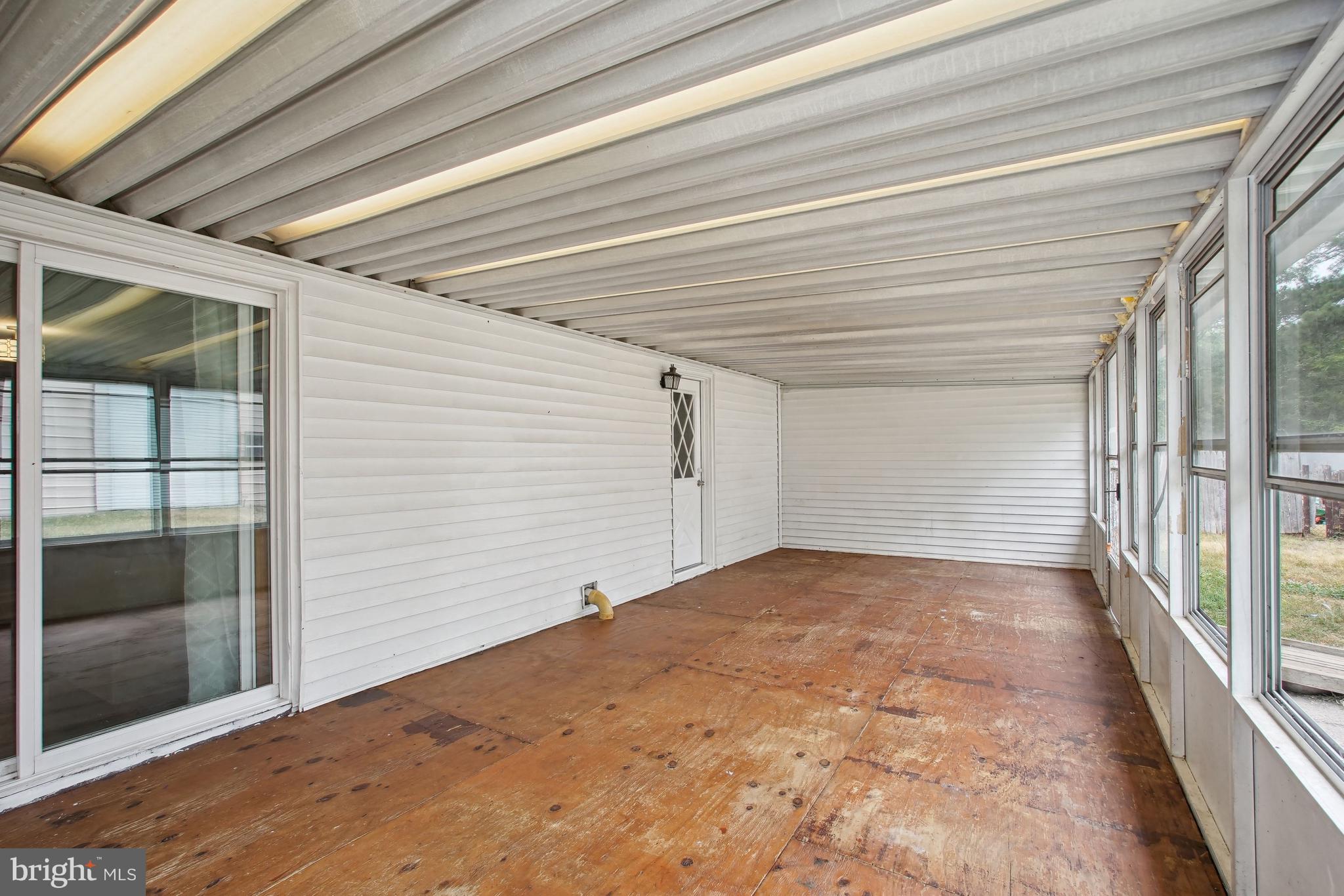 6000 Accokeek Road Brandywine, MD 20613 - Photo 21 of 31 Enclosed Porch