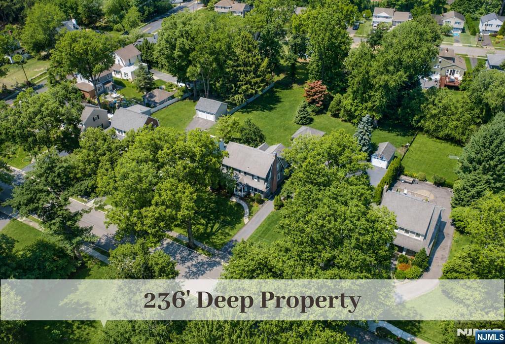 372 South Irving Street Ridgewood, NJ 07450 - Photo 7 of 26