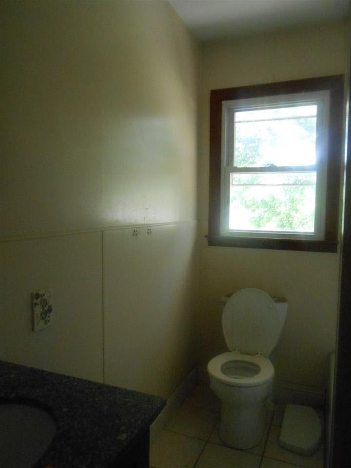 604 Southwest 1st Street Loogootee, IN 47553 - Photo 10 of 11 Gallery Image 10