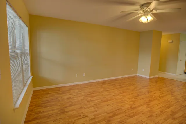 $179,000 | 920 Oakbrook Drive, Jackson, MI 49203