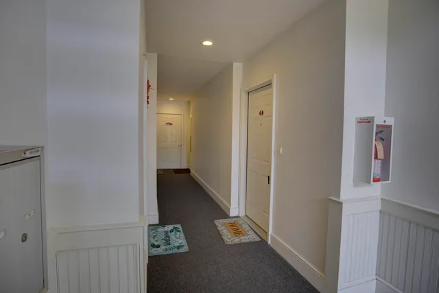 $179,000 | 920 Oakbrook Drive, Jackson, MI 49203