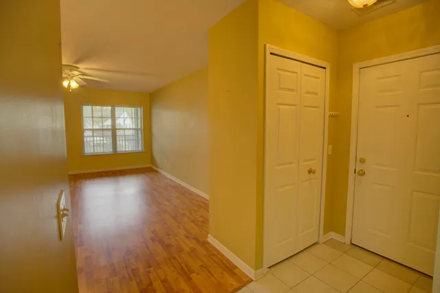 $179,000 | 920 Oakbrook Drive, Jackson, MI 49203