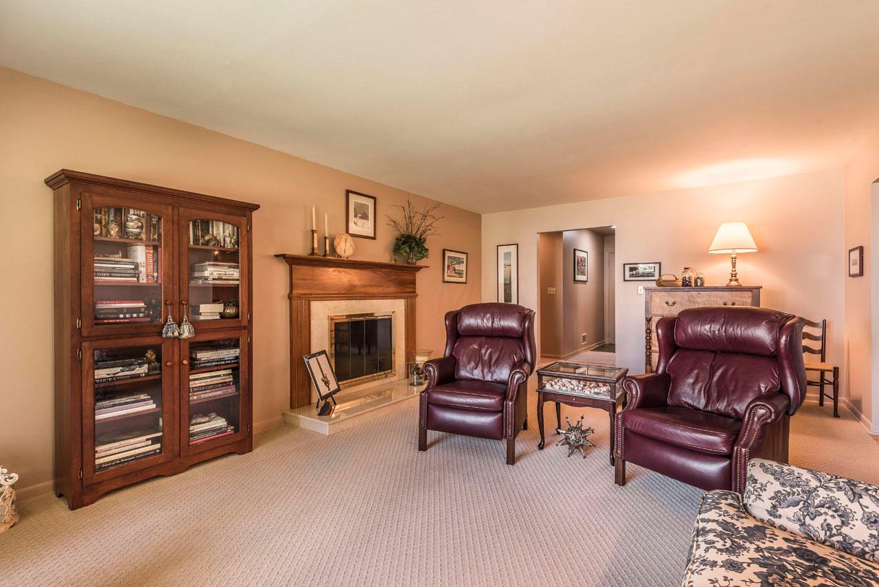 1380 Kirkley Road Columbus, OH 43221 - Photo 11 of 34 Gallery Image 11