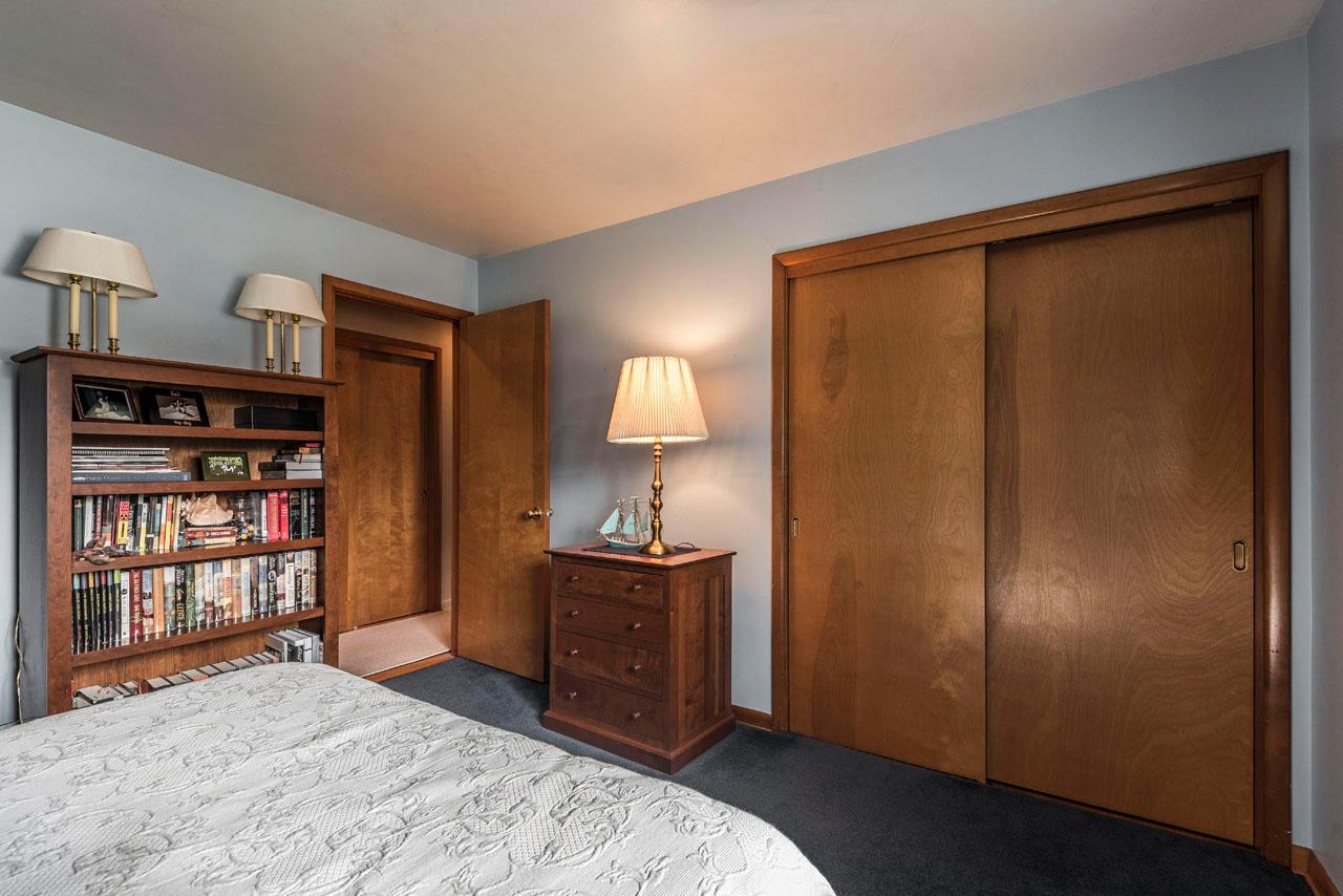 1380 Kirkley Road Columbus, OH 43221 - Photo 19 of 34 Gallery Image 19