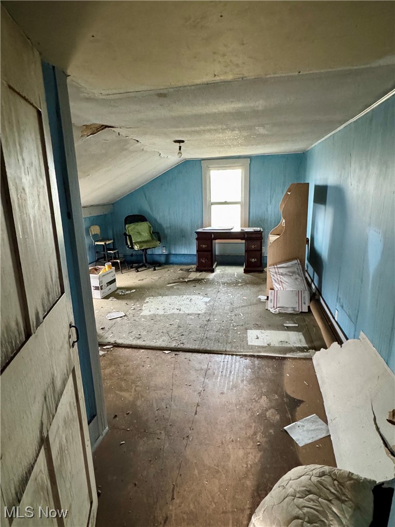 6573 Williams Road Painesville, OH 44077 - Photo 19 of 32 Misc room with vaulted ceiling