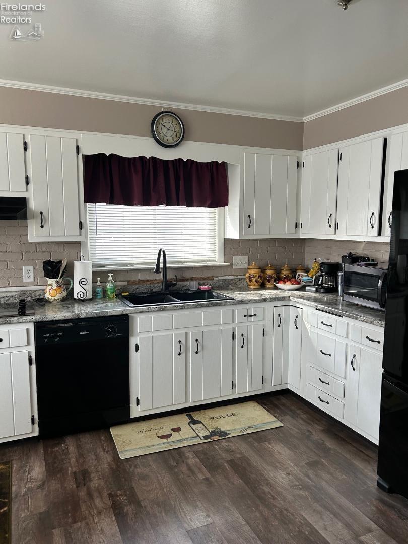 1314 Waverly Road Sandusky, OH 44870 - Photo 12 of 39 Gallery Image 12