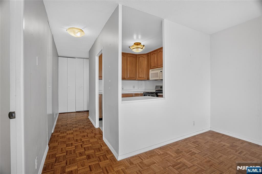 6 Horizon Road, Unit 602 Fort Lee, NJ 07024 - Photo 22 of 35