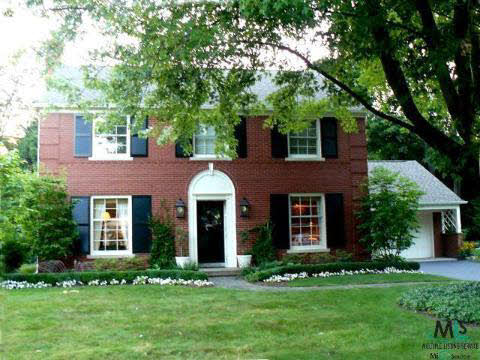 42 Harbor Hill Road Grosse Pointe, MI 48236 - Photo 1 of 9 854766.JPG