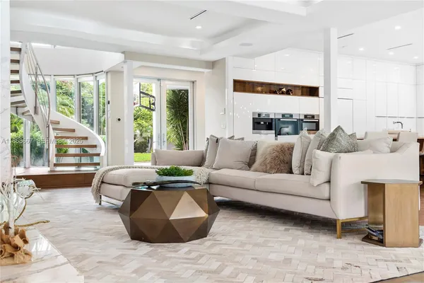 a view of entryway with a garden and plants