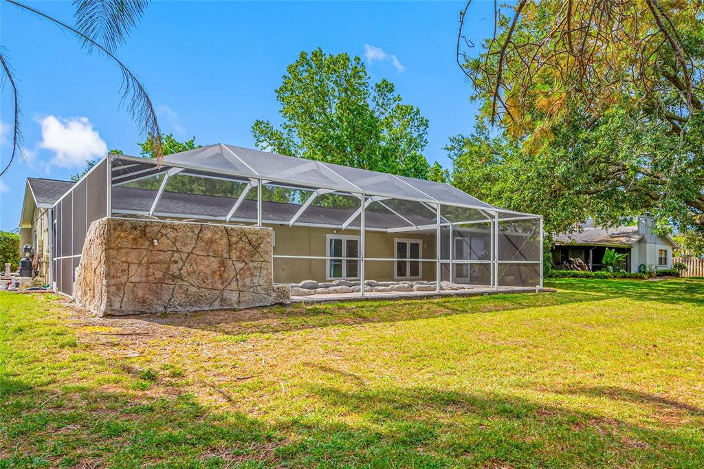 4448 Ranchwood Lane Tampa, FL 33624 - Photo 19 of 45