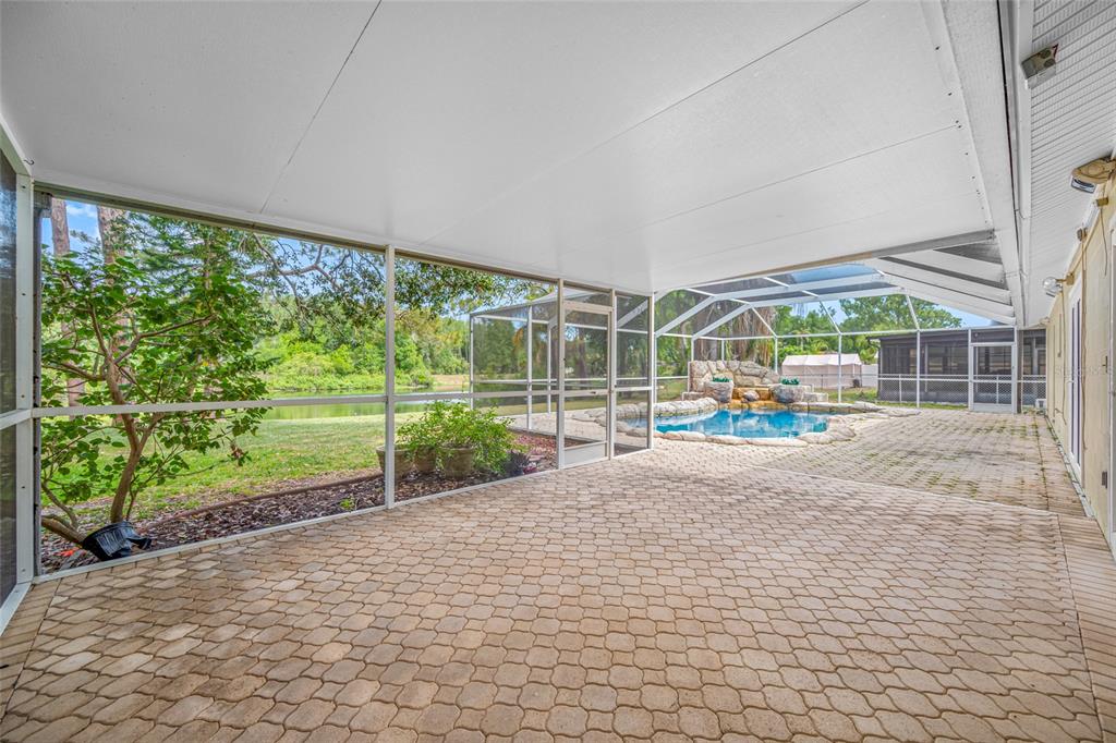 4448 Ranchwood Lane Tampa, FL 33624 - Photo 25 of 45