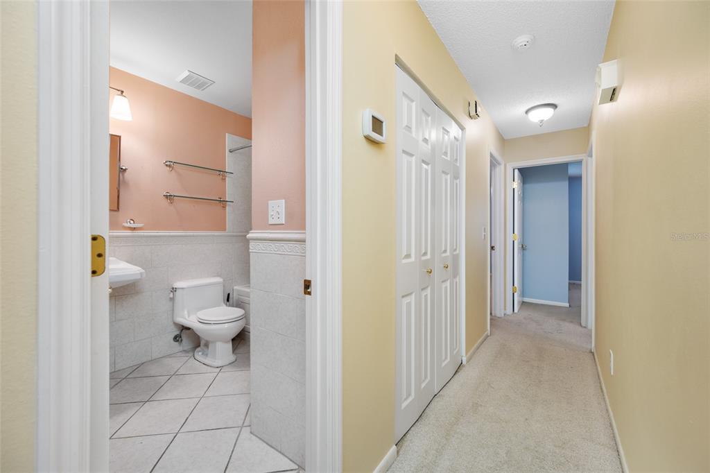 4448 Ranchwood Lane Tampa, FL 33624 - Photo 35 of 45