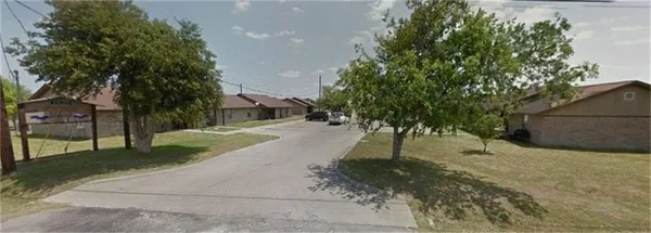 $1,047 | 120 Water Street, Unit 50, Kenedy, TX 78119