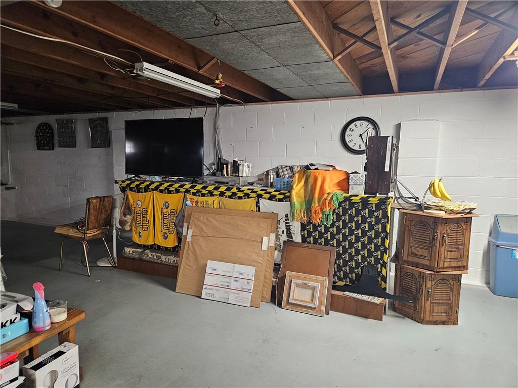 521 West Butler Street Mercer, PA 16137 - Photo 13 of 23