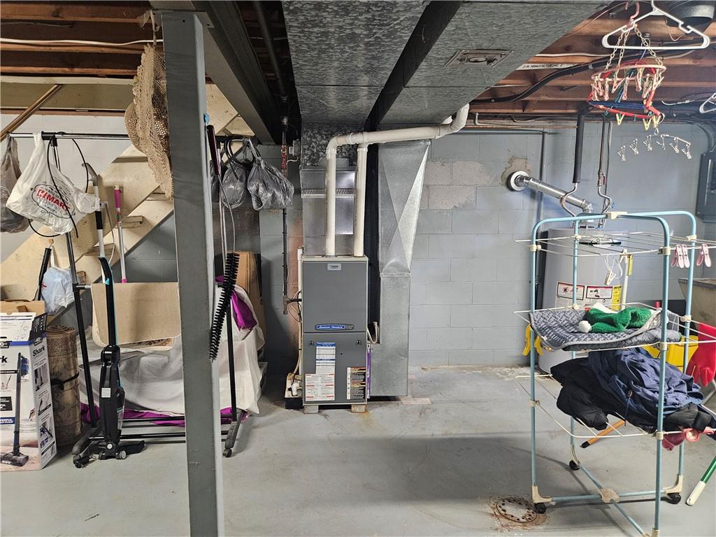 521 West Butler Street Mercer, PA 16137 - Photo 14 of 23 a view of a room with gym equipment