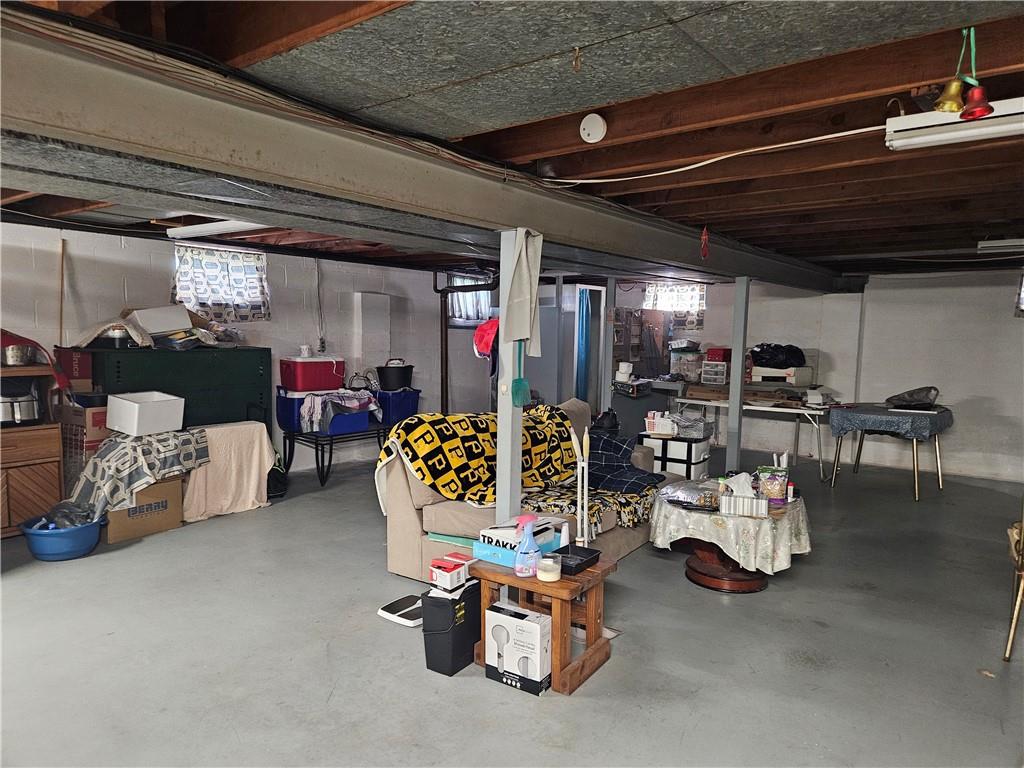 521 West Butler Street Mercer, PA 16137 - Photo 16 of 23 a view of a room with gym equipment