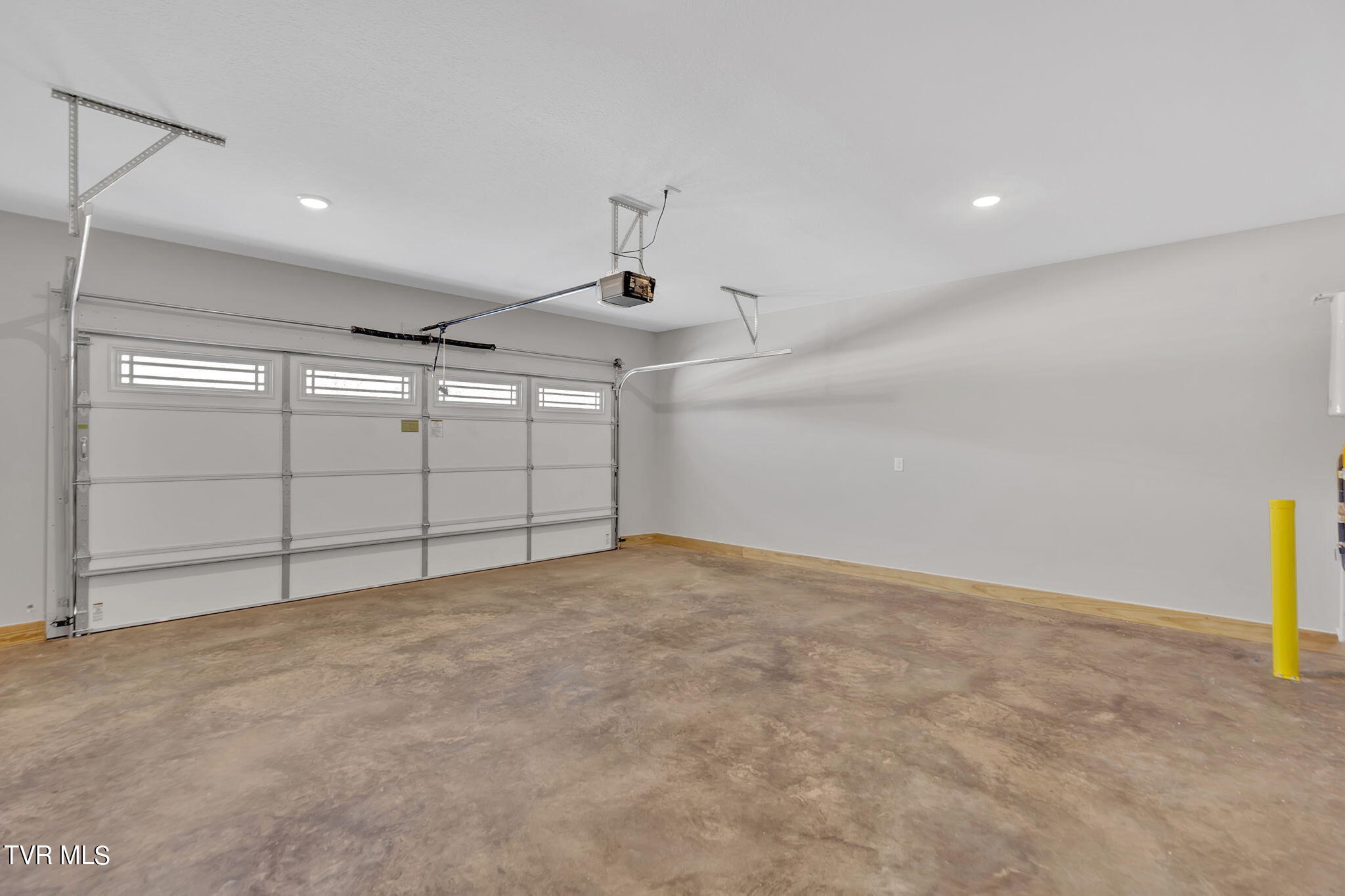 125 Ervin Loop Erwin, TN 37650 - Photo 27 of 44 19-web-or-mls-217A1890