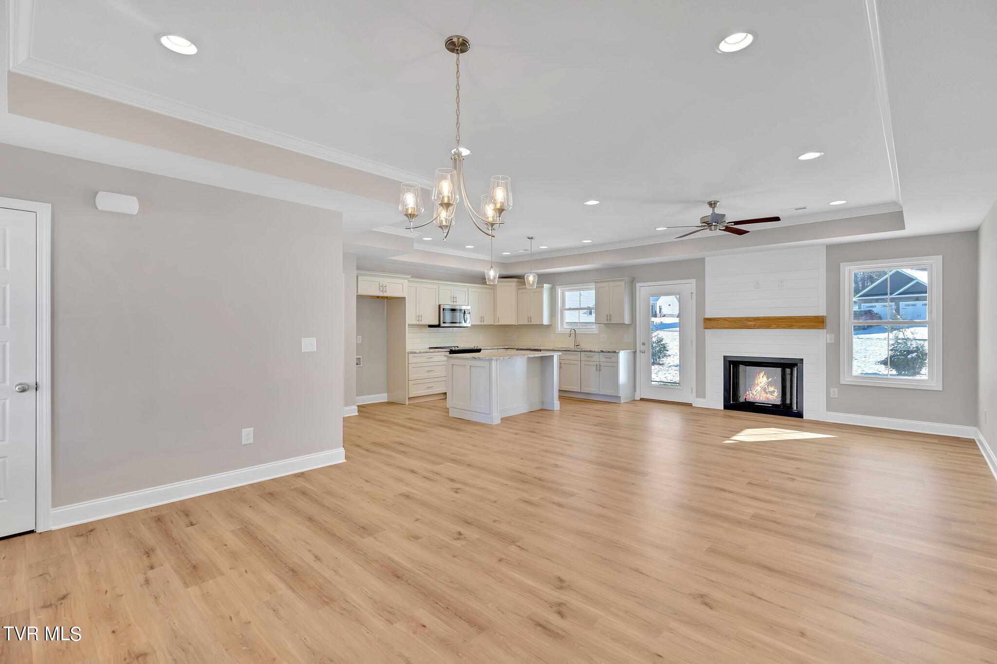 125 Ervin Loop Erwin, TN 37650 - Photo 3 of 44 2-web-or-mls-217A1795