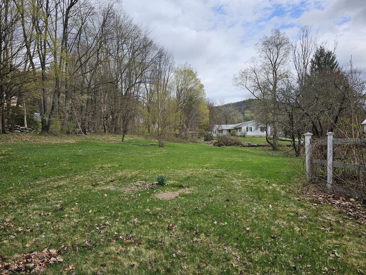 2 Lockwood Avenue Springfield, VT 05156 - Photo 5 of 40