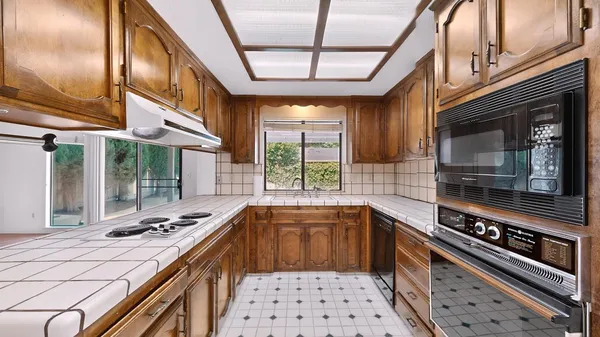 $450,000 | 2401 Ellison Drive, Modesto, CA 95355