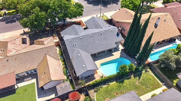 $450,000 | 2401 Ellison Drive, Modesto, CA 95355