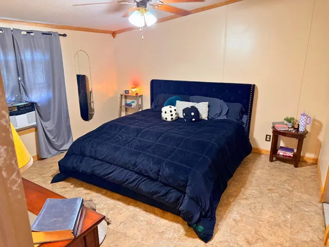 $175,000 | 300 Toliver Lane, Industry, TX 78944