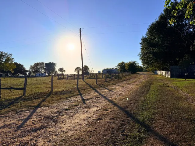 $175,000 | 300 Toliver Lane, Industry, TX 78944
