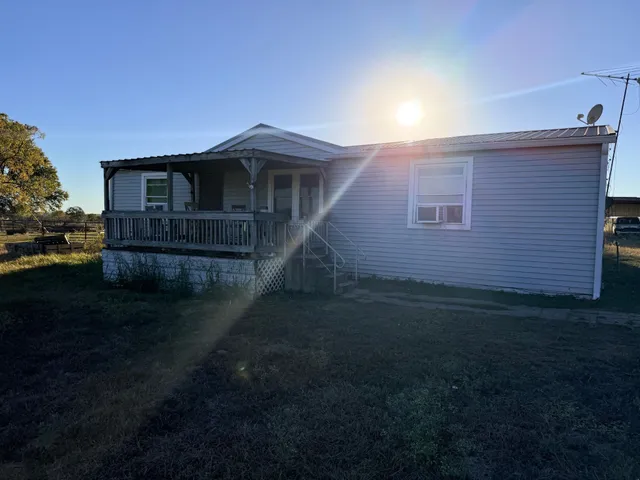 $175,000 | 300 Toliver Lane, Industry, TX 78944