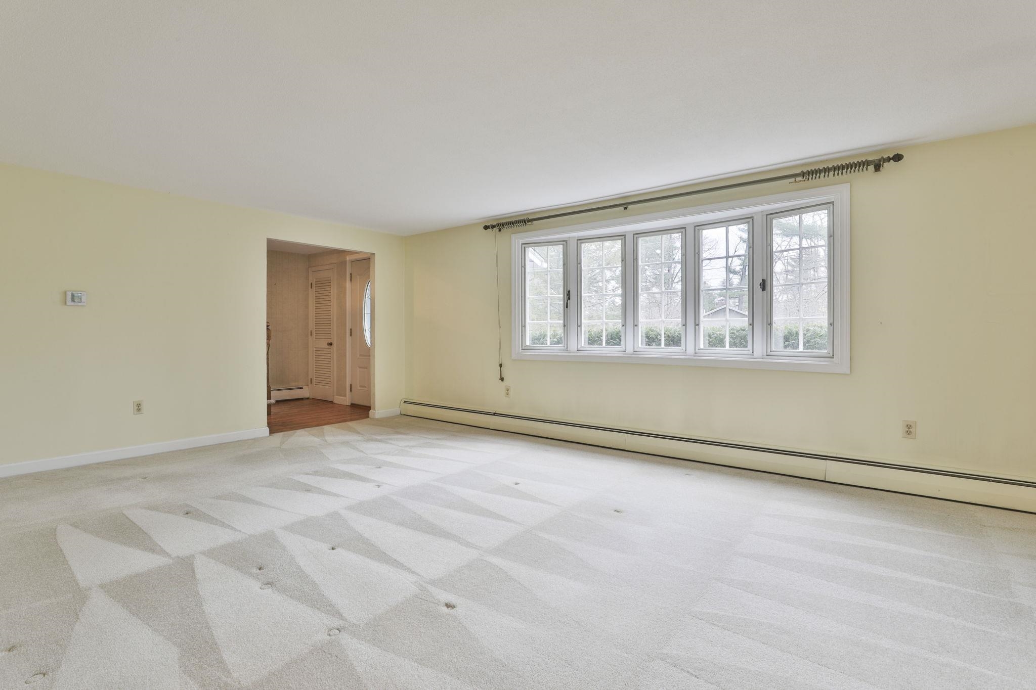 77 Dunbarton Drive Nashua, NH 03063 - Photo 22 of 51