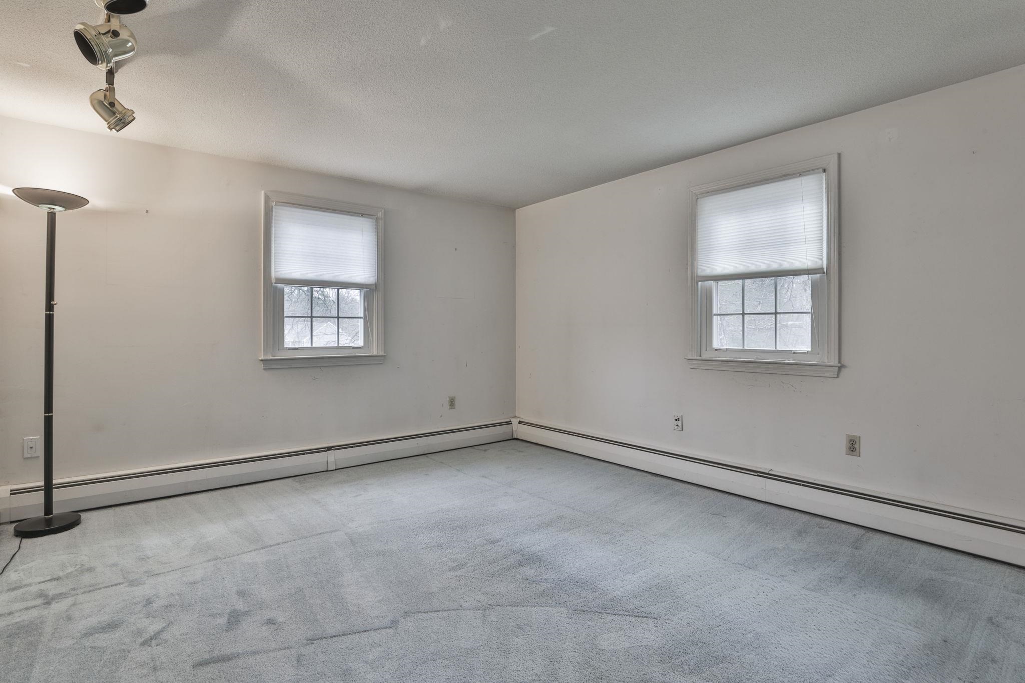 77 Dunbarton Drive Nashua, NH 03063 - Photo 37 of 51