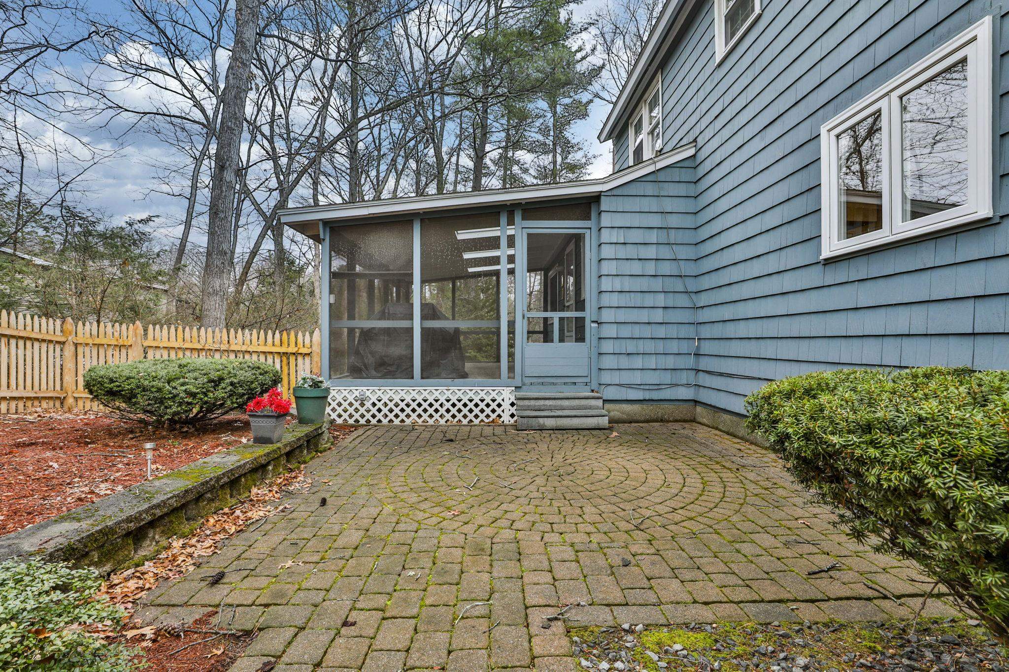 77 Dunbarton Drive Nashua, NH 03063 - Photo 48 of 51