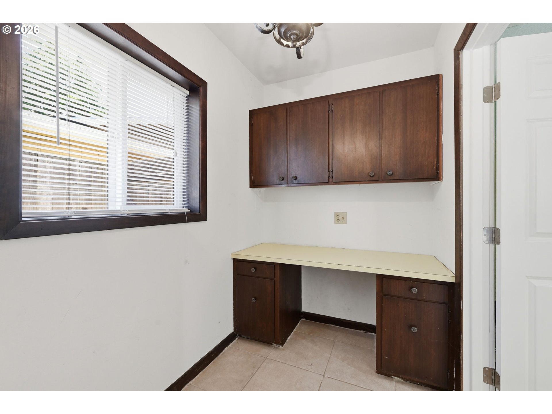 1665 Adkins Street Eugene, OR 97401 - Photo 21 of 46