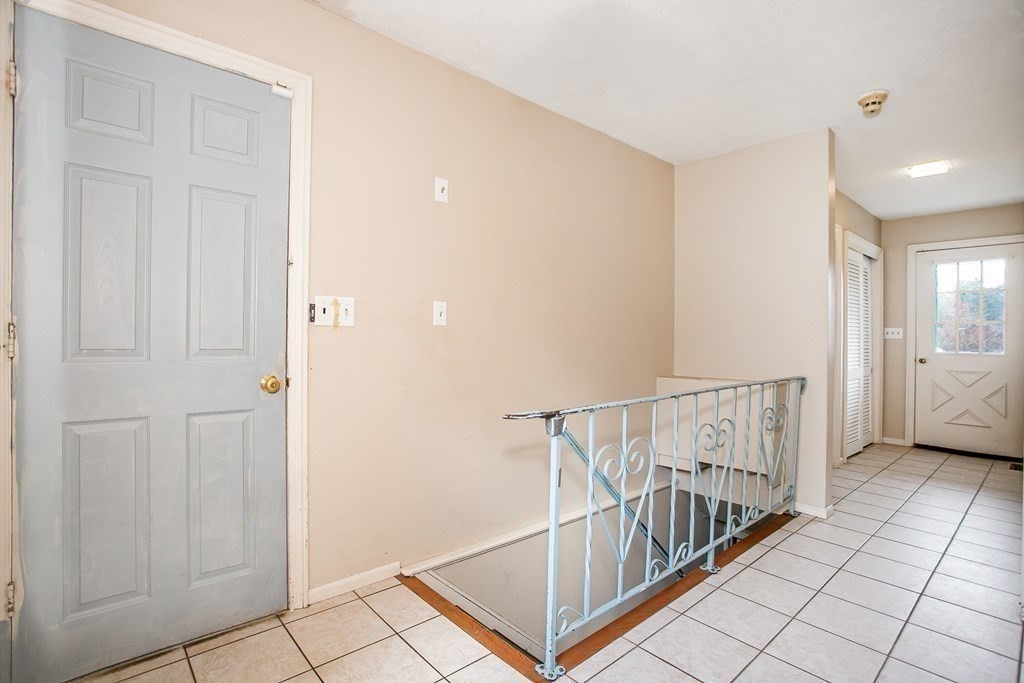 399 Marion Road Middleboro, MA 02346 - Photo 21 of 38