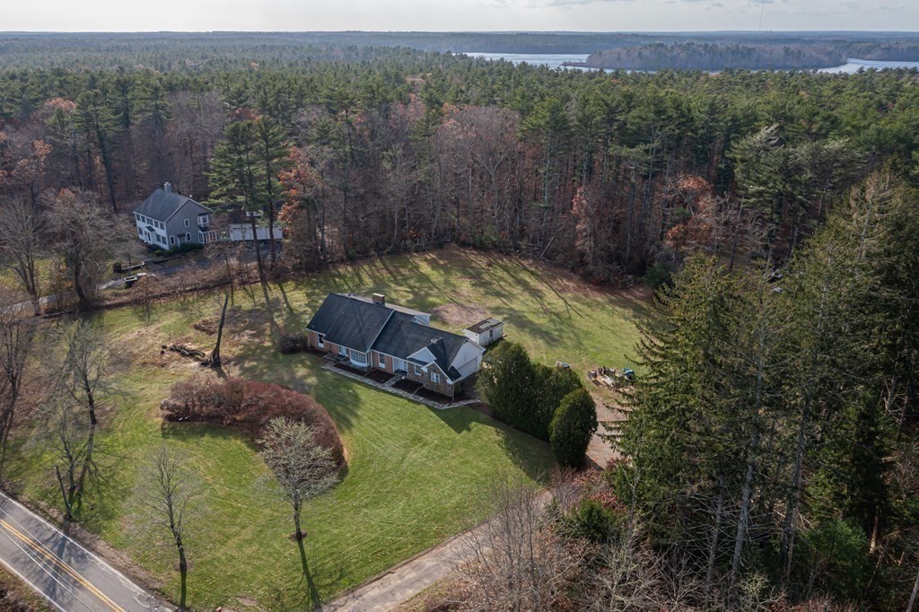 399 Marion Road Middleboro, MA 02346 - Photo 7 of 38