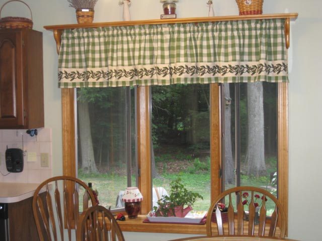 276 Barker Road Pittsfield, MA 01201 - Photo 5 of 18 kitchen bow window