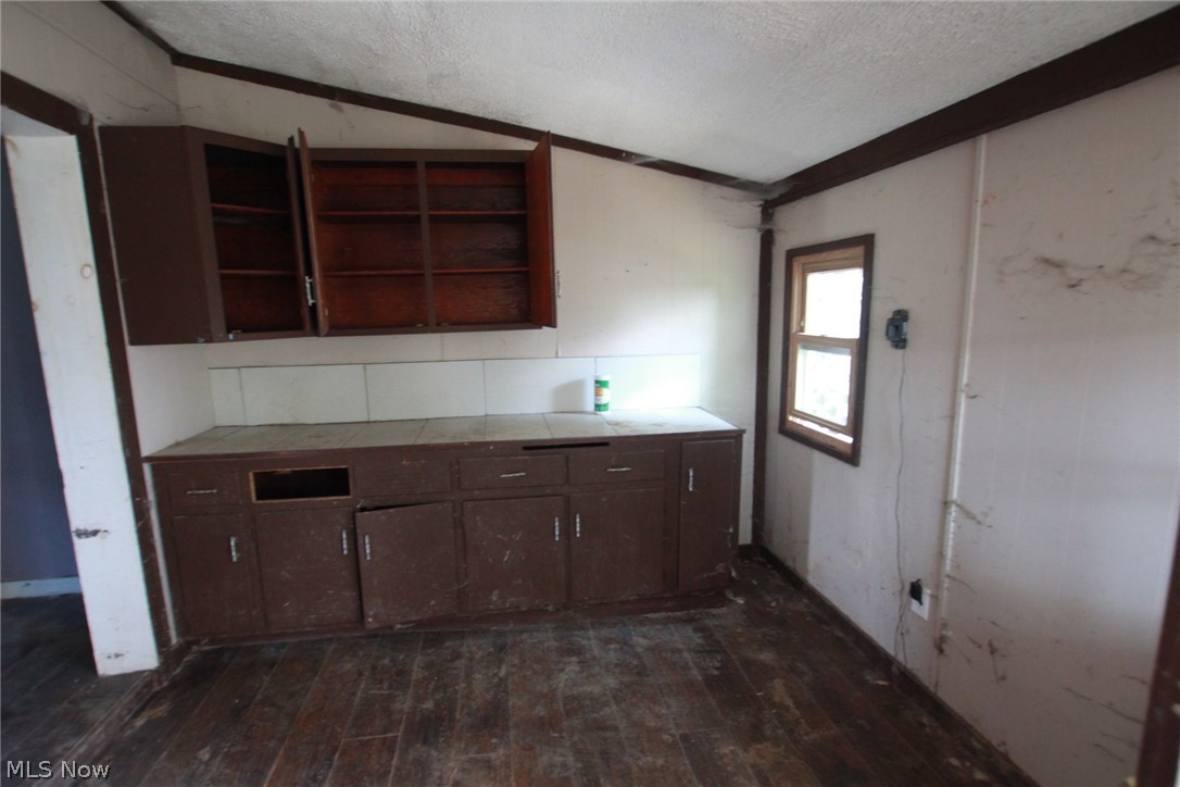 14413 Ellsworth Road Berlin Center, OH 44401 - Photo 5 of 34