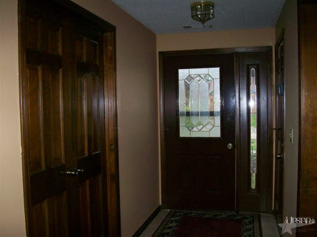 4324 Locust Spring Place Fort Wayne, IN 46804 - Photo 6 of 18 Gallery Image 6