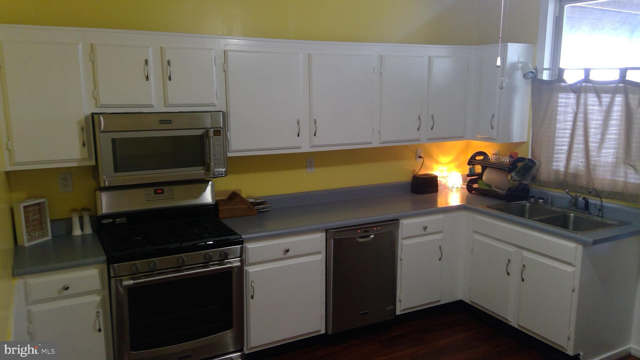 125 South Main Street Spring Grove, PA 17362 - Photo 11 of 40